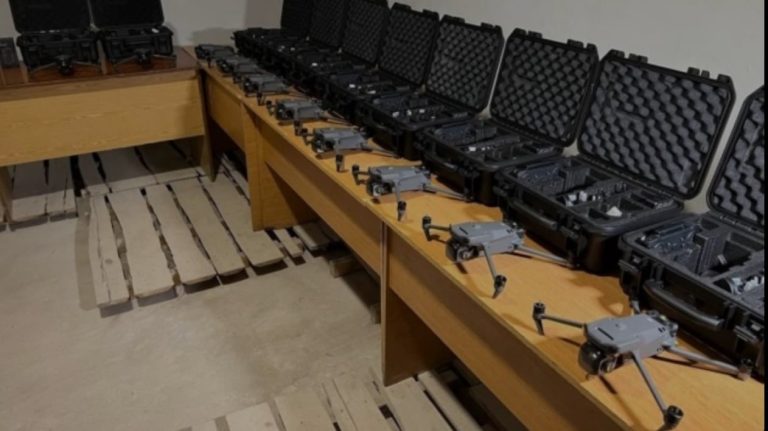 Khmelnytskyi Delivers 10 DJI Mavic 3T Drones with Thermal Imaging to Ukrainian Soldiers