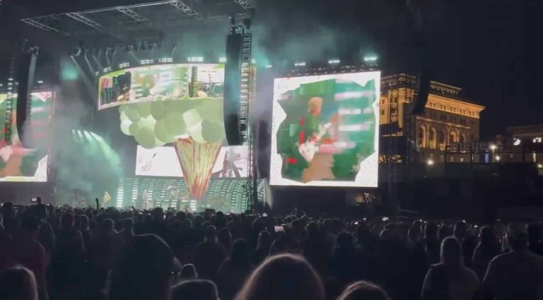 Green Day Interrupted Mid-Song by Drone Threat at Detroit Concert