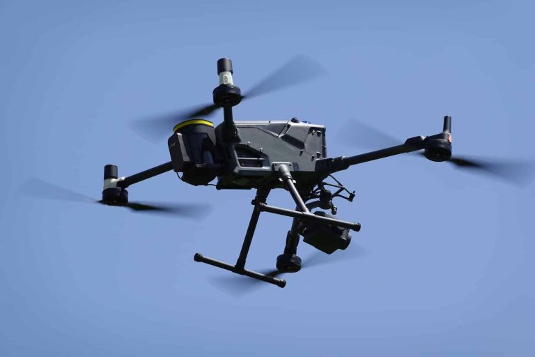 DJI Matrice 400 Parachute System Boosts Safety and Compliance for Drone Pilots